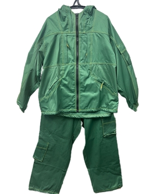 Костюм с брюками и москитной сеткой