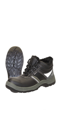 Зимние ботинки 